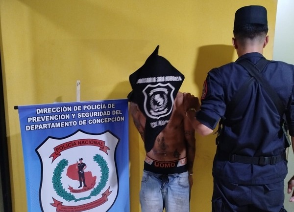 Venezolano no quiso "empeñar" un celular para seguir tomando y agredió brutalmente a chileno en plena calle