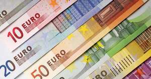La Nación / El euro superó la barrera de los 1,20 dólares tras cinco años
