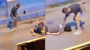 Popular / (VIDEO) Duelo internacional en Horqueta: Un venezolano y chileno a las trompadas