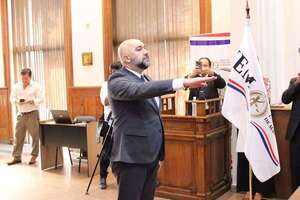 Denuncian presunto esquema de títulos falsos que salpica al exdiputado Orlando Arévalo - Nacionales - ABC Color