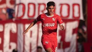 Llegó, entrenó pero se escapó para otro club: Su escándalo le deja una enseñanza