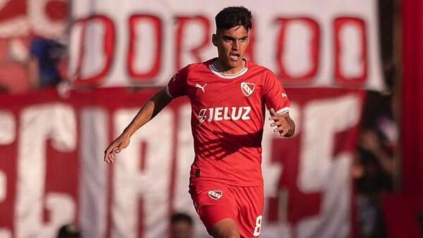 Llegó, entrenó pero se escapó para otro club: Su escándalo le deja una enseñanza