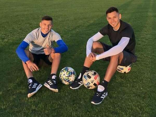 Ángel Romero y el “puente” de su hermano Óscar para el llamado de Riquelme - Fútbol Internacional - ABC Color