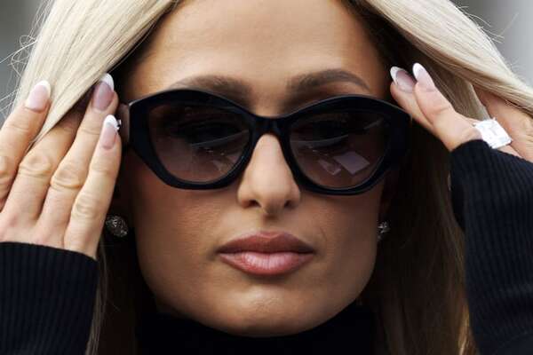 Paris Hilton recupera el control de su narrativa en “Infinite Icon: A Visual Memoir” - Cine y TV - ABC Color