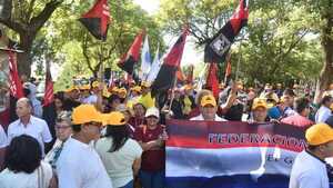 Tras luz verde para tratar reforma de Caja Fiscal, docentes amenazan: “No vamos a iniciar las clases”