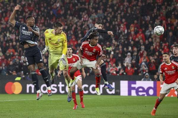 Champions: Real Madrid y París SG, fuera del Top 8 - Fútbol Internacional - ABC Color