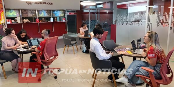 LA UNAE INVITA A CONOCER SU OFERTA ACADÉMICA Y ANUNCIA DESCUENTOS ESPECIALES HASTA FIN DE MES