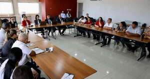 Caja Fiscal: MEF ratifica que la reforma no altera jubilación del personal de blanco - Economía - ABC Color