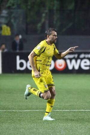 “Capaz pueda fichar en el exterior”, he'i presi de Reco