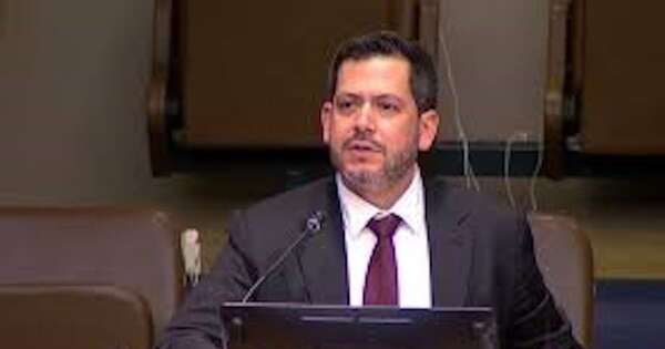 La Nación / Raúl Latorre se solidariza con las víctimas del Holocausto