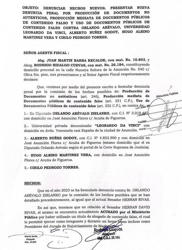 Nueva denuncia contra Orlando Arévalo por título falso