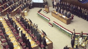 Exdiputados y exsenadores cobran jubilaciones de hasta 27 palos