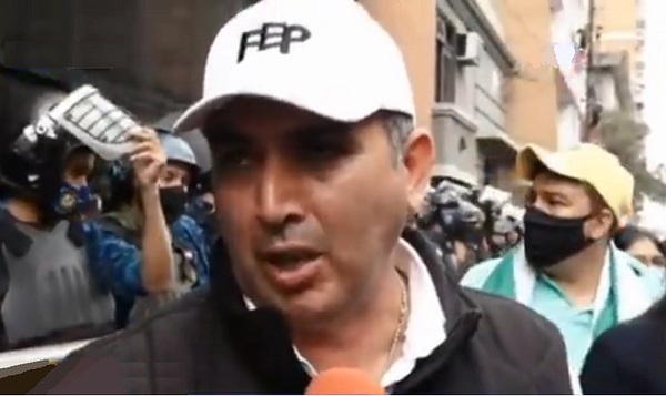 Chantaje docente: Sector de Piris amenaza con no iniciar las clases - ADN Digital