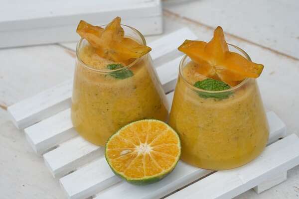 Smoothie de naranja, limón, y carambola: las vitaminas y el sabor que necesitás - Gastronomía - ABC Color