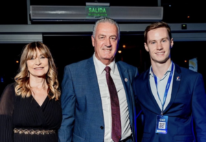 Joshua: “Si hay fotos con el Profe, pasan cosas buenas”