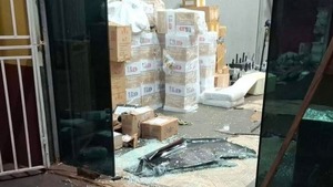 Asalto armado a transportadora: ladrones roban medicamentos y lujo