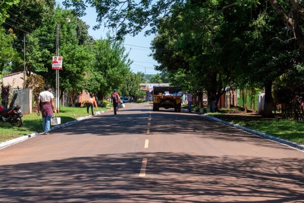 Carlos Pereira plantea un plan integral de transformación para el Barrio Chaipé
