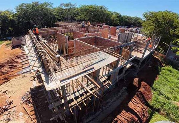 Nuevo albergue del Hospital Nacional de Itauguá, financiado por Itaipú, registra 35 % de avance | DIARIO PRIMERA PLANA
