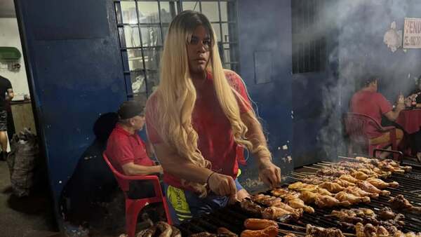 "Me critican porque yo vendo asaditos en la calle", comentó Pablito Pinto