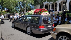 Frente a Tribunales dan el último adiós al ex ministro Antonio Fretes