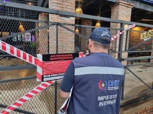 Clausuran conocido local gastronómico por no emitir facturas