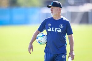 Mano Menezes es el nuevo entrenador de la selección peruana