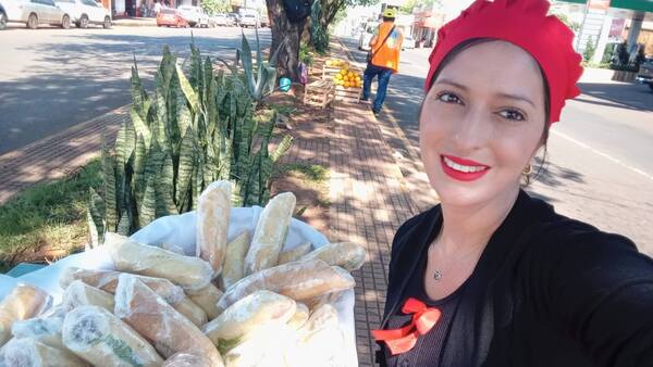 La quisieron humillar por vender sándwiches, pero ella respondió que las críticas no pagan las cuentas