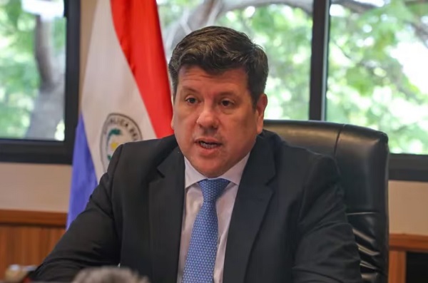 Ministro defiende precios de energía para datos e IA