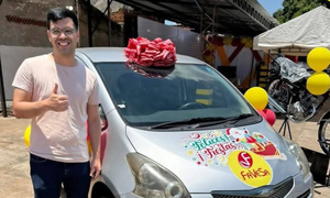 Favesa entregó dos autos 0 km de su promo fin de año - OviedoPress