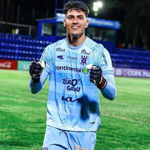 Ángel Martínez: Figura del 2 de Mayo ante Olimpia