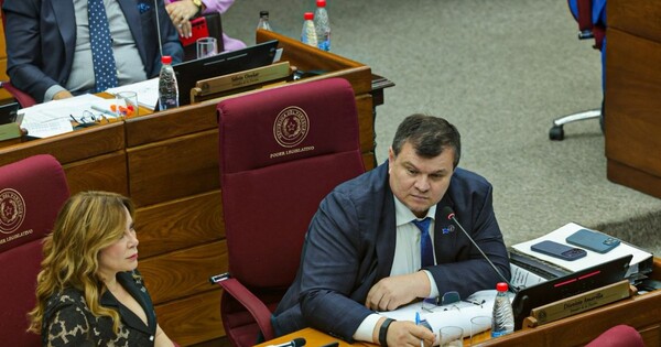 Dionisio se juega por Meza Bría y profundiza la interna liberal en Luque