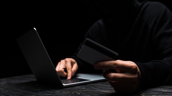 Robo de dinero con las tarjetas de créditos: ¿Cuáles son los métodos más utilizados?