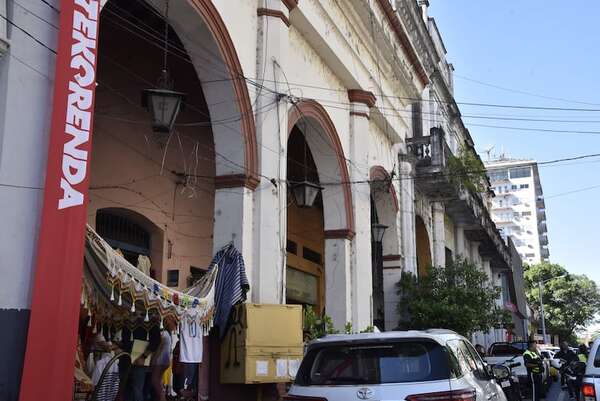 Inician obras de restauración en el histórico edificio de La Recova - Cultura - ABC Color