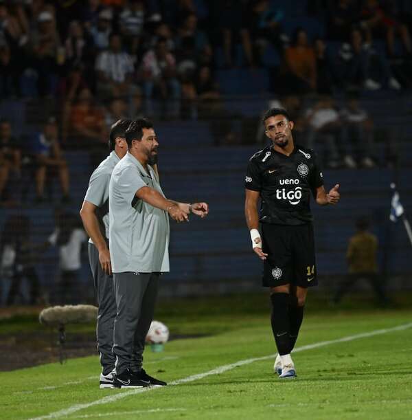 “Vitamina” Sánchez y la explicación del porqué cambió medio equipo frente a 2 de Mayo - Olimpia - ABC Color