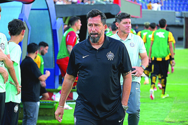 La hinchada ya la cañeó a "Vitamina"