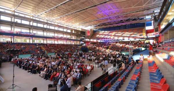 La Nación / Colosal polideportivo cerrista