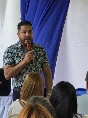 Fleitas advierte expulsiones y Carlos Portillo niega trato con Zacarías Irún - Política - ABC Color