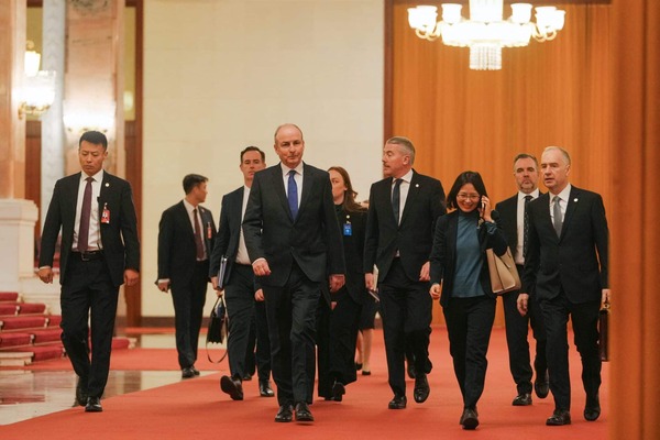 Europa y Londres se acercan a Pekín ante aranceles de Trump