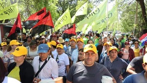 Maidana pide respeto y diálogo con docentes por la Caja