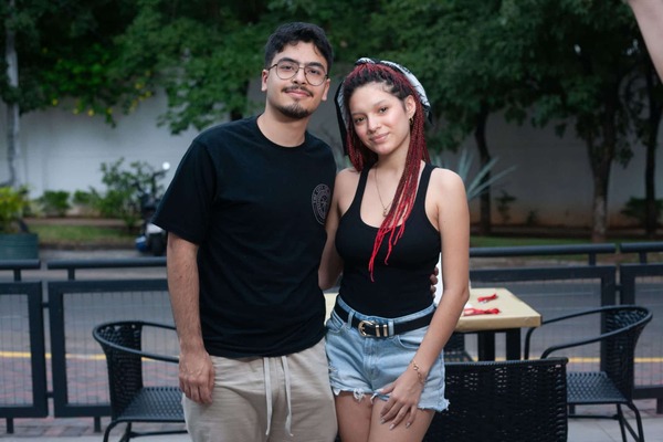 Paint and Drink: El taller que une arte y gastronomía