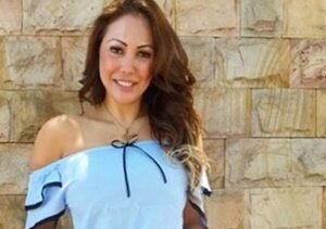 Popular / (VIDEO) ¡Atendé la medida anti-tesapo'ẽ que le aplica Ruth Alcaraz con ména ajeno!