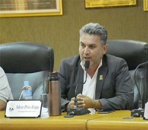 Caja Fiscal: Gremio docente amenaza con no iniciar clases y tilda de “tramposos” a legisladores - La Tribuna