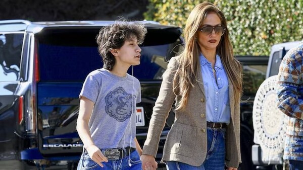 JLo aparece por las calles con su hija Emme