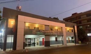 Conductora se arroja de un auto en movimiento para escapar de un asalto en San Lorenzo - OviedoPress