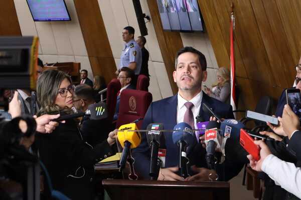 Audiencia Publica: "Debemos abrirnos a la escucha activa", dice Latorre