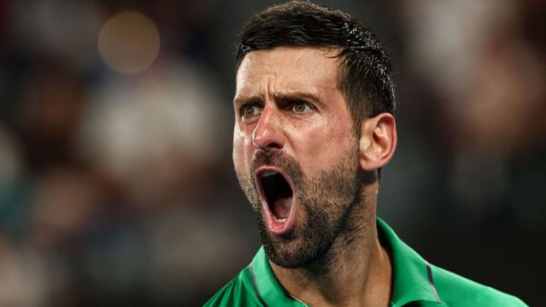 Djokovic derrumba a Sinner y disputará la final en Australia