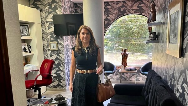 Celeste Amarilla ligó jeja’o de su exprofe: “Qué vergüenza me das”, le dijo