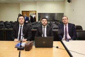 Defensa analiza si el senador Erico Galeano declarará en juicio - PDS RADIO Y TV