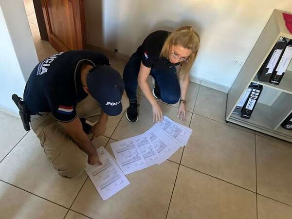 Mafia de los pagarés: Tribunal ratifica la prisión de procesada por amenazas  - Nacionales - ABC Color