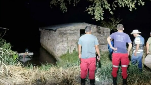 Hallan ahogado a un peón que fue a pescar en el Lago Ypoa